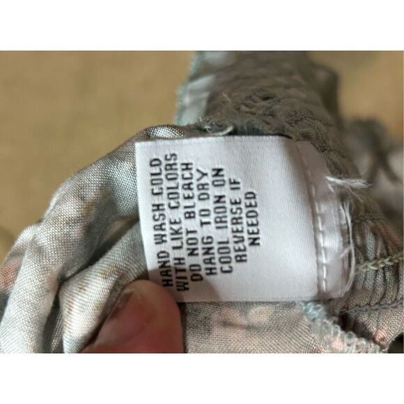 🆕 Liv & Lottie printed chalice long sleeve top with ruched front Juniors size L - Picture 11 of 11